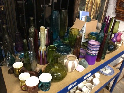 Lot 188 - Collection of art glass and pottery