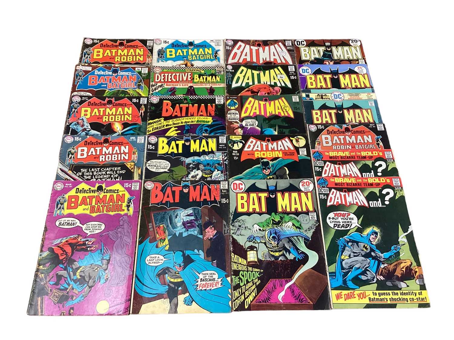 Lot 63 - DC Comics Batman #188 #216 #217 #221 #224