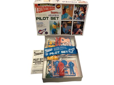 Lot 256 - Matchbox Thunderbirds 1 & 3, The Mole, Thunderbirds 2 Pod Vehicles, FAB1 & Parker, on card with bubblepack etc (8 items)