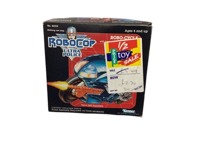 Lot 292 - PMS Robocop Super Robot Warrior Policeman, on unpunched card with bubblepack, plus Kenner Robocop and the Ultra Police Skull Hog No. 64320 & Robo-Cycle No. 64310, both boxed (one slightly compresse...