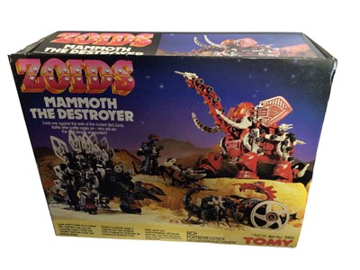 Lot 373 - Tomy (1984) Zoids Mammoth The Destroyer, taped box (slighted compressed) No. 5903 (1)