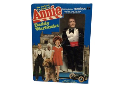 Lot 266 - Ganzbros (1982) The world of Annie 6 1/2" action figure Punjab No. 3366 & Daddy Warbucks No.3869, both in window boxes (2)