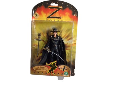 Lot 274 - Giochi Preziosi (France c2004) Zorro 5" action figures including En Garde, Bulletproof, Fire Forging & Duelling, plus 12" Zorro (5)