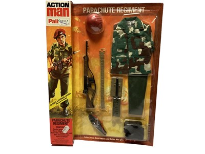 Lot 244 - Palitoy Action Man (1970-1983) Parachute Regiment, in locker box packaging No.34301 (1)