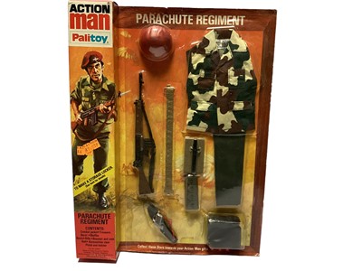 Lot 246 - Palitoy Action Man (1970-1983) Parachute Regiment, in locker box packaging No.34301 (1)