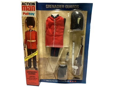 Lot 247 - Palitoy Action Man (1970-1984) Grenadier Guards Outfit, in locker box packaging No.34302 (1)