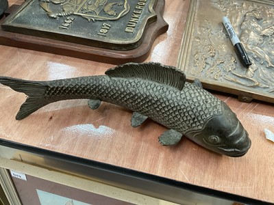 Lot 407 - Bronze carp