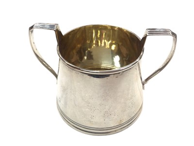 Lot 1026 - Victorian silver sugar bowl with gilded interior (London 1878)