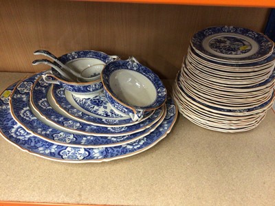 Lot 73 - Early 20th century blue and white Aquila pattern dinner service
