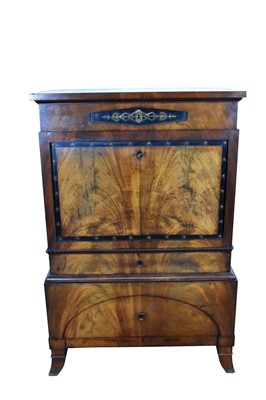 Lot 1364 - Early 19th century Biedermeier sécretaire à abattant