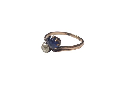 Lot 15 - Victorian sapphire and diamond two stone cross over ring