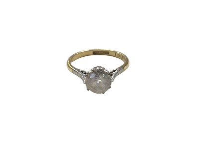 Lot 1011 - Synthetic single stone ring in platinum claw setting on 18ct yellow gold shank, size O½