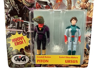 Lot 338 - Tyco GiG (c1989) Italian Version Series 2 Dino Riders Nouvi Eroi (New Heroes) Piton & Ursus 2 3/4" action figure twin pack set, on card with blister pack No.9108 (1)