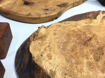 Lot 307 - Group of treen items including two chopping boards with carved mouse design