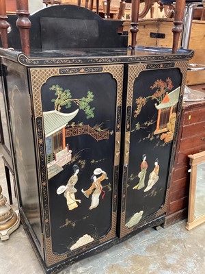 Lot 1463 - Chinese inlaid cabinet