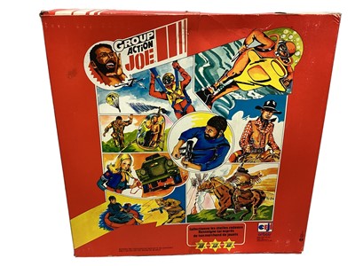Lot 48 - CEJI Arbois French Version Hasbro Group Action Joe Capture du Gorille playset,in frame style box (damaged) with bubblepack No.7123 (1)