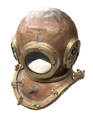 Lot 336 - Vintage copper and brass divers helmet