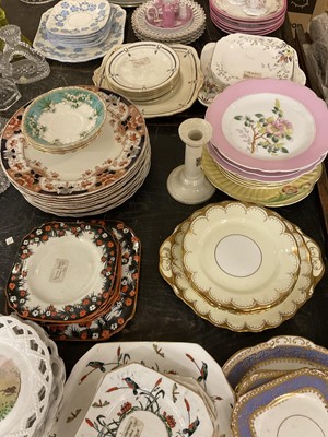 Lot 170 - Teawares and other ceramics