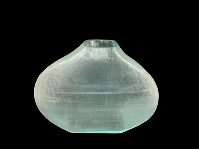 Lot 79 - Guaxs Art Glass vase