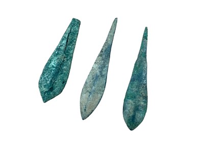 Lot 2602 - Three Egyptian arrow heads