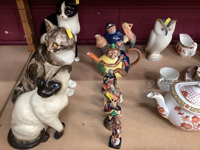 Lot 617 - Wedgwood Golden Cockerel tea set, Royal Doulton characters, Novelty teapots & cats