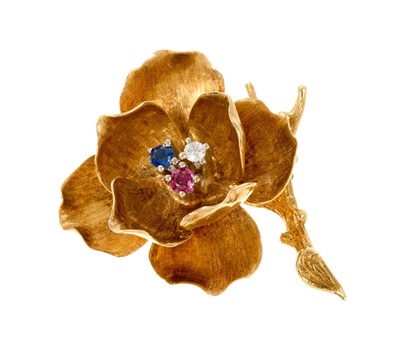 Lot 519 - 14ct gold diamond, sapphire and ruby flower brooch