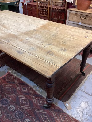 Lot 1627 - Late 19th century kitchen table