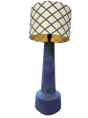 Lot 1694 - 1950s West German table lamp with a modern shape, 2ft high x 8” diameter at base