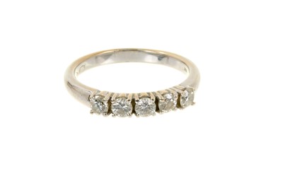 Lot 616 - Diamond five stone ring with brilliant cut diamonds in 18ct white gold setting