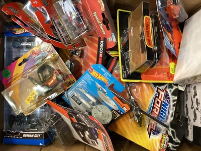 Lot 653 - Matchbox, Hotwheels and other makers diecast, mainly on card with blister packs (1 box)