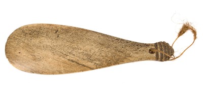 Lot 947 - Māori whale bone club (patu parāoa)