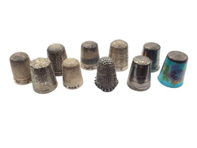 Lot 1097 - Ten silver and white metal thimbles including one Niello and one enamelled