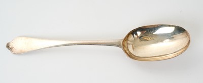 Lot 347 - Queen Anne Britannia Standard silver Dog Nose tablespoon, with oval rat tail bowl