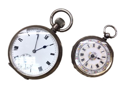 Lot 1100 - Silver cased pocket watch and silver cased fob watch (2)