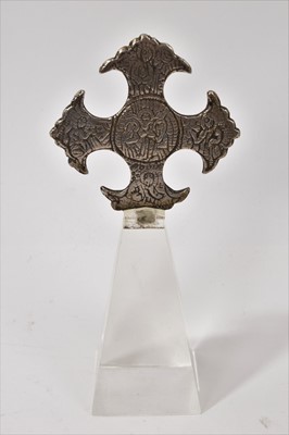 Lot 975 - Silver or white metal Celtic cross, possibly early