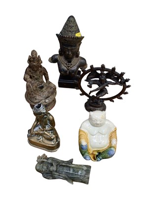 Lot 10 - Group of Buddhas / devotional objects