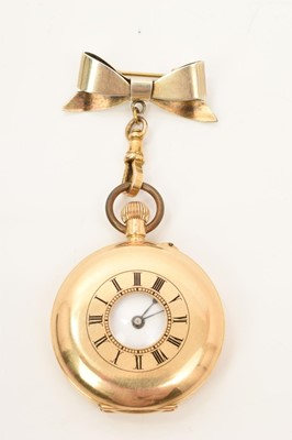 Lot 703 - Victorian 18ct gold half hunter keyless fob watch