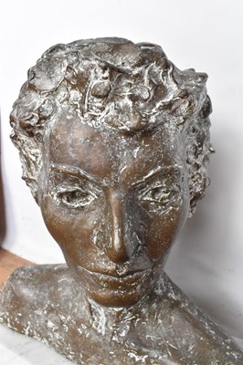 Lot 1009 - John Doubleday (b. 1947) bronze, female bust