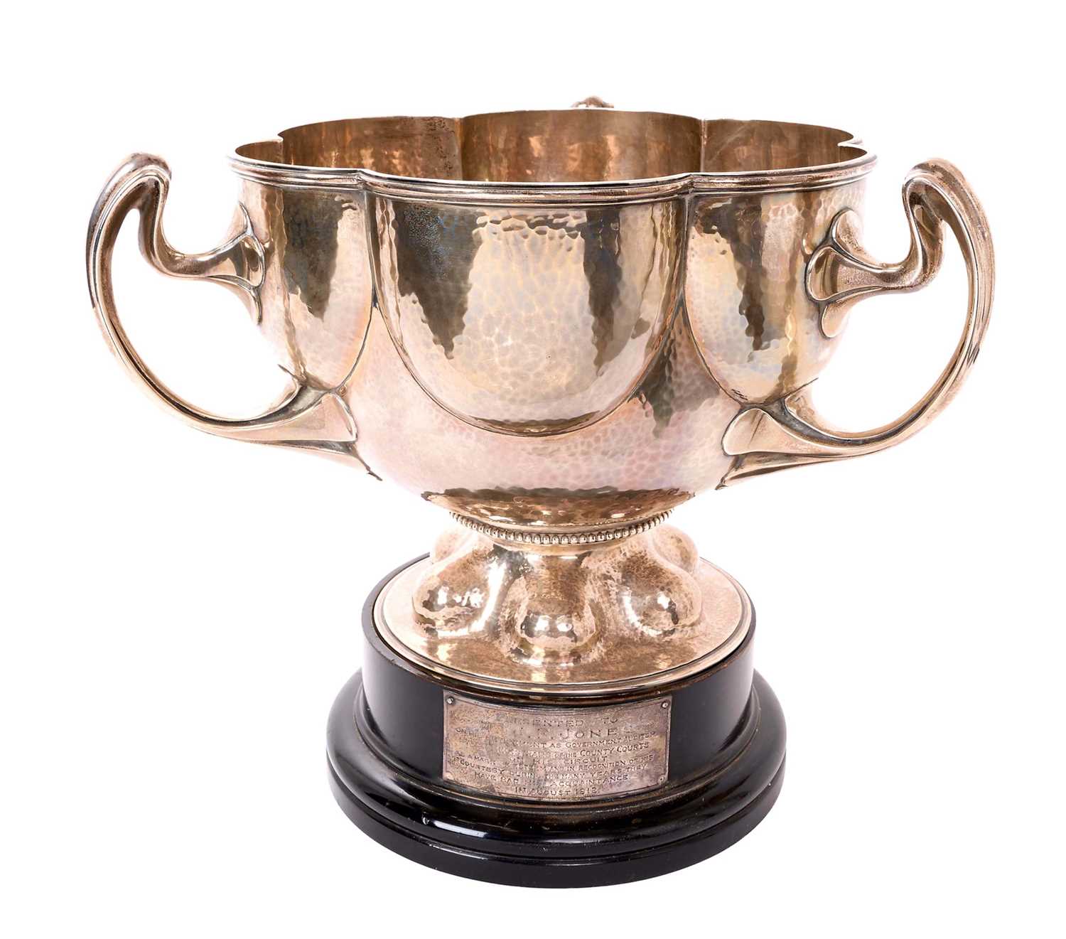 Lot 380 - Fine quality, early George V silver punch bowl of lobed form, with spot hammered finish