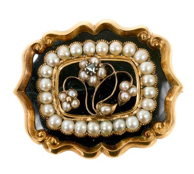 Lot 547 - Early Victorian mourning brooch with a diamond and seed pearl forget-me-not design within a seed pearl border on a black enamel ground, with glazed compartment to the reverse, inscribed 'In memory...