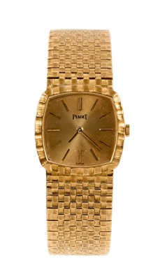 Lot 713 - Ladies Piaget 18ct gold wristwatch on mesh bracelet