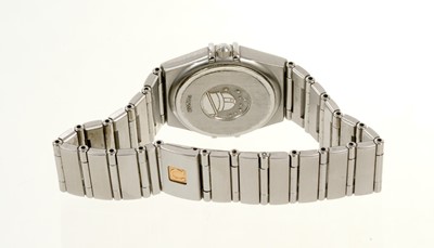 Lot 716 - Ladies Omega Constellation diamond and stainless steel wristwatch