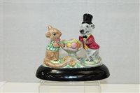 Lot 2110 - Goldscheider figure group - Town Mouse and...