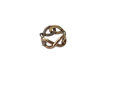 Lot 23 - Three colour gold infinity ring