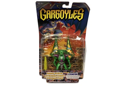 Lot 165 - Kenner Giochi Preziosi (c1995) Gargoyles Hard-wired Series action figures including Lexington No.65583, Goliath No.65581, Broadway No.65582, Xanatos No.65584 & Coldstone No.65586  (complete set), o...