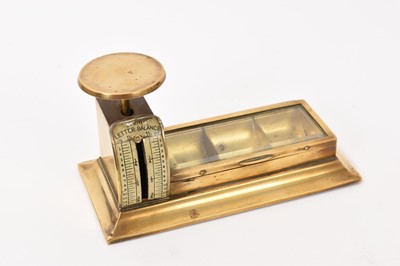 Lot 781 - Edwardian postal scales/stamp box