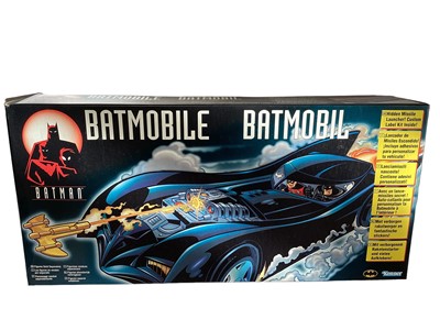 Lot 358 - Kenner Giochi Preziosi (c1997) DC Comics Batman & Robin Series Batmobile, boxed (Sellotaped ends) No.63934.186 (1)