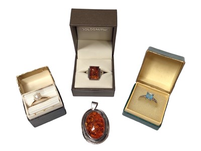 Lot 35 - Silver mounted Baltic amber pendant and ring, together with a 14ct gold single stone cultured pearl ring