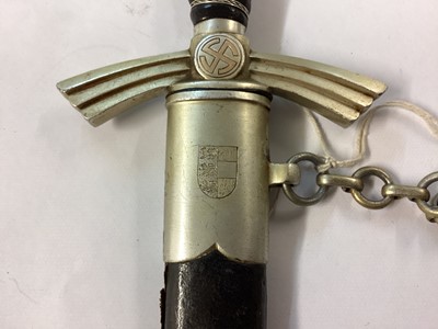 Lot 930 - Fine Nazi Luftwaffe First Pattern Officers dagger with engraved family coat of Arms and SW monogram