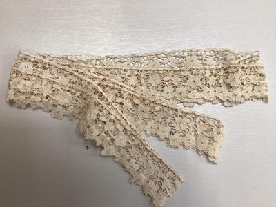 Lot 2059 - Antique and later handmade lace collars including Brussels, Carrickmacross